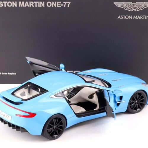 1:18 AUTOart Aston Martin One-77 blue/ black wheel Die-Cast 70240