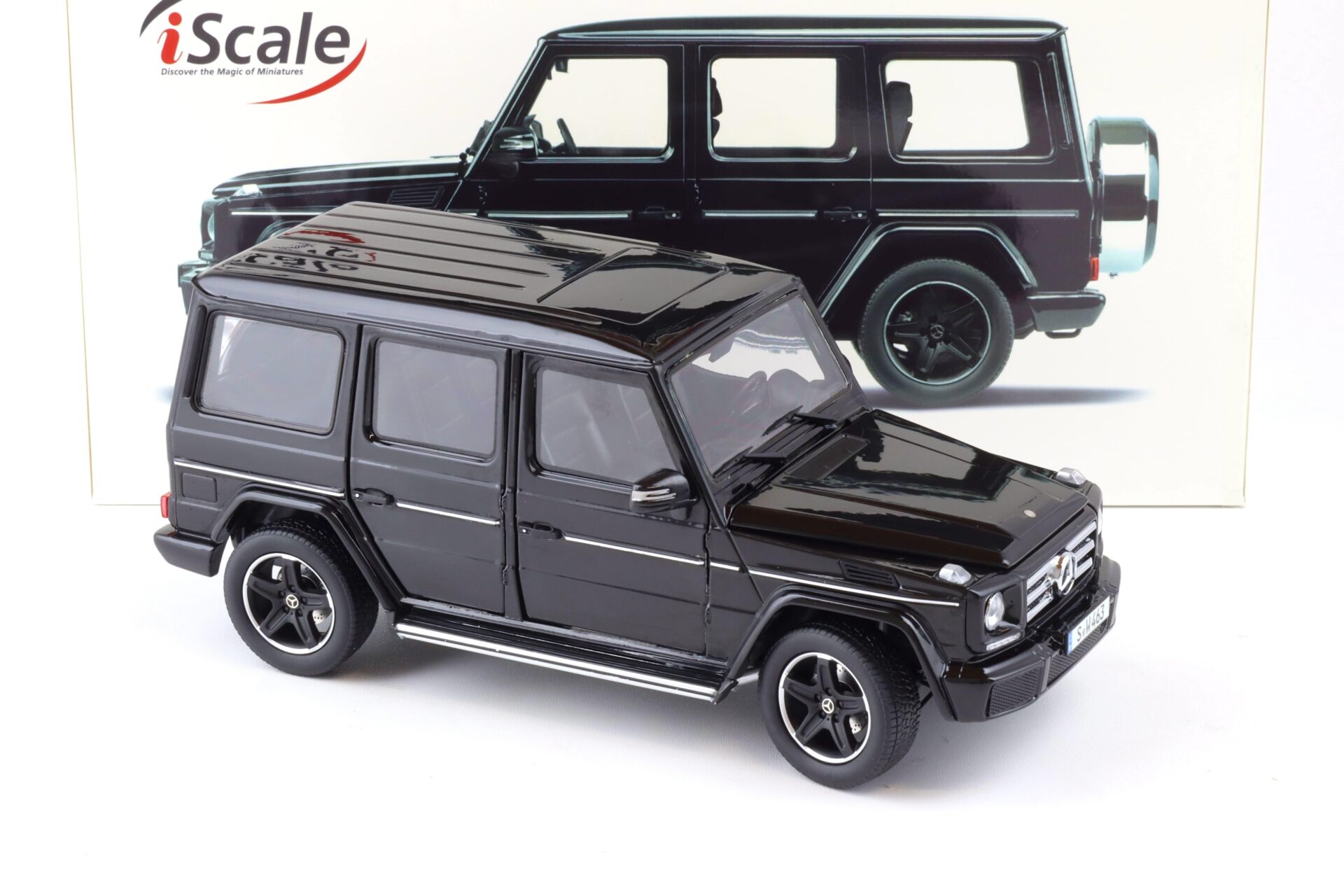 1:18 iScale Mercedes G-Klasse G-Class (W463) night black 2015