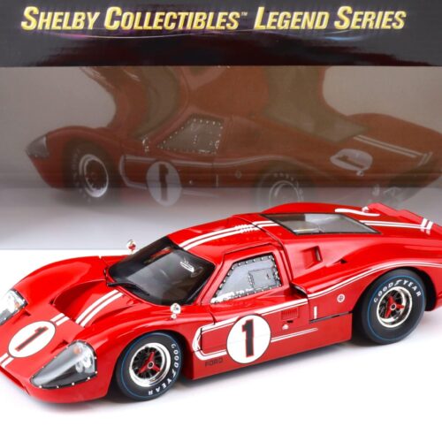 1:18 Shelby Collectibles Ford GT40 MKIV Winner 24h Le Mans 1967 Gurney/Foyt #1