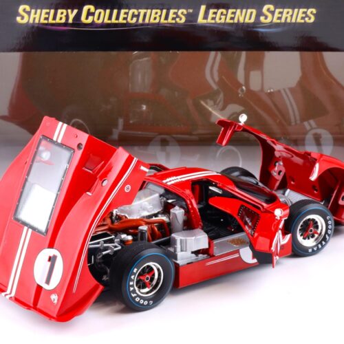 1:18 Shelby Collectibles Ford GT40 MKIV Winner 24h Le Mans 1967 Gurney/Foyt #1