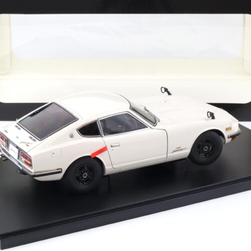 1:18 AUTOart Nissan Fairlady Z432 (PS30) Coupe RHD white 77438