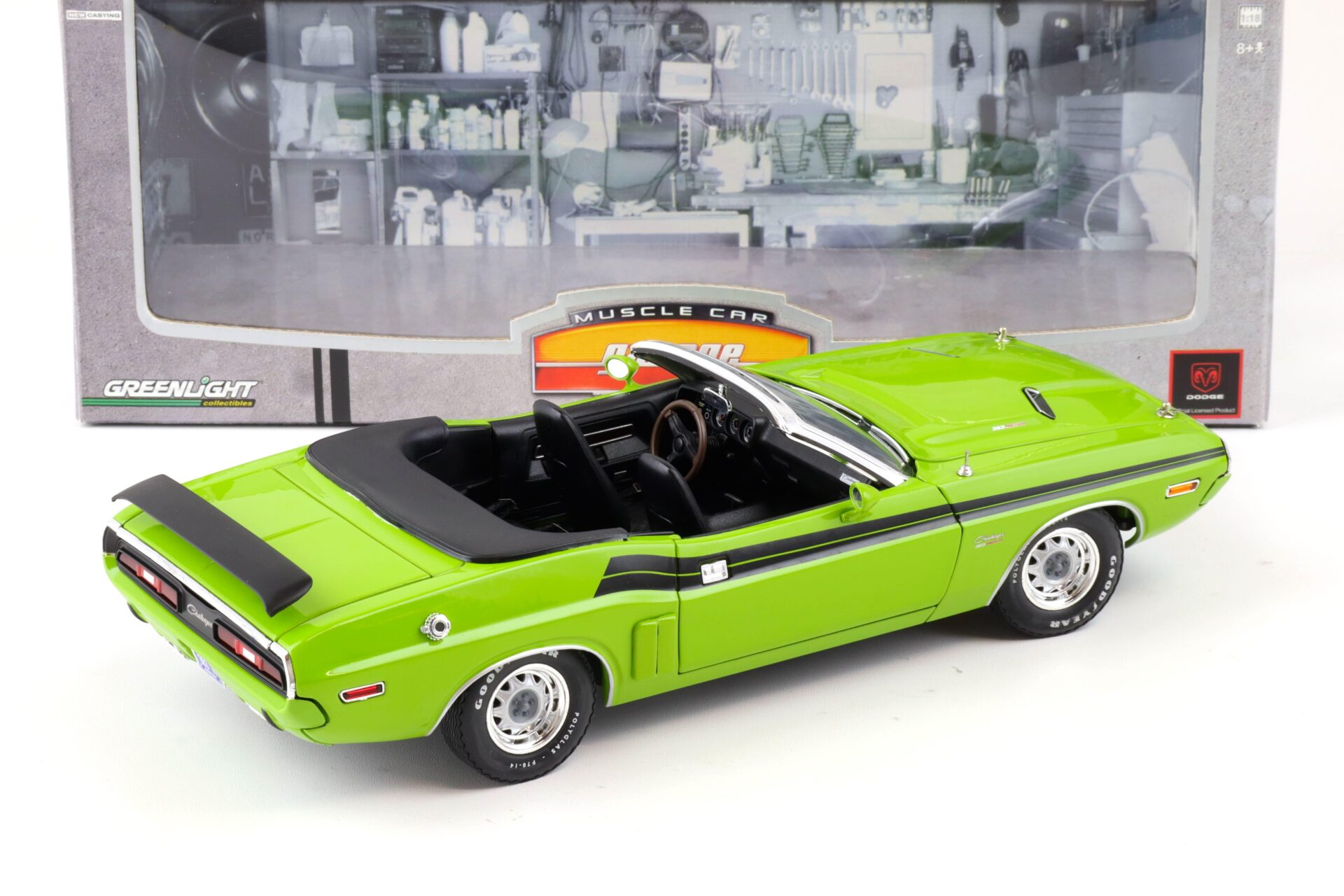 1:18 Greenlight 1971 Dodge Challenger Convertible green Muscle Car Garage