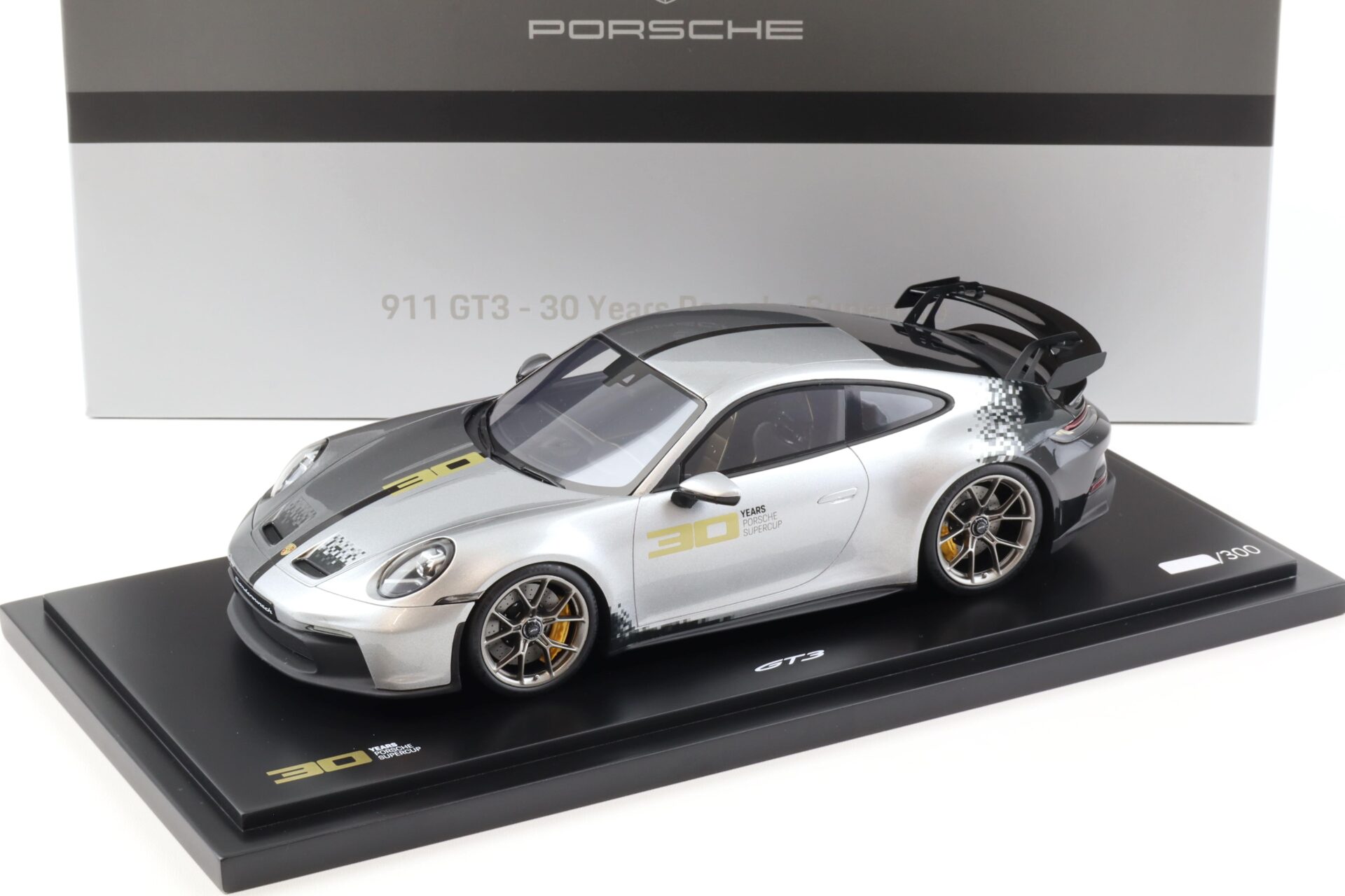 1:18 Spark Porsche 911 (992) GT3 Coupe 30 Years Porsche Supercup WAP DEALER
