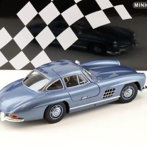1:18 Minichamps Mercedes 300SL W198 Gullwing 1955 light blue metallic