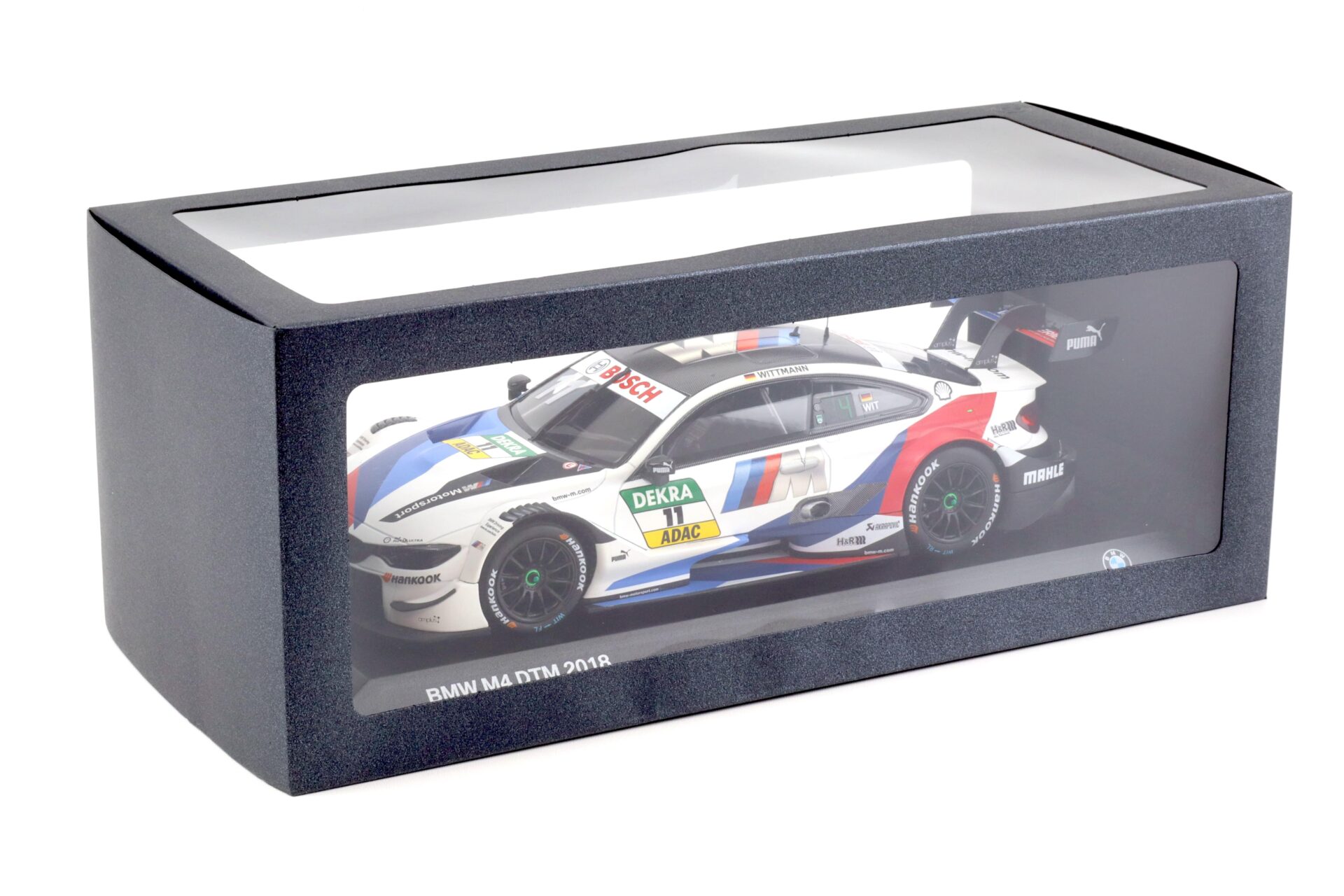 1:18 Minichamps BMW M4 DTM 2018 Wittmann #11 DEALER VERSION