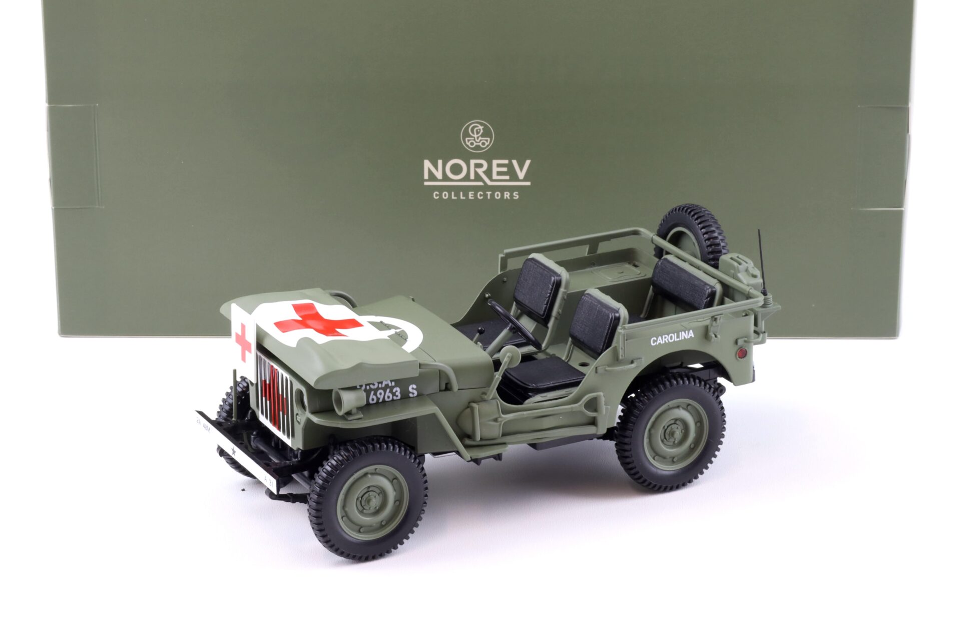 1:18 Norev Jeep Willys Army 1944 Ambulance green/ white - Limited 200 pcs.