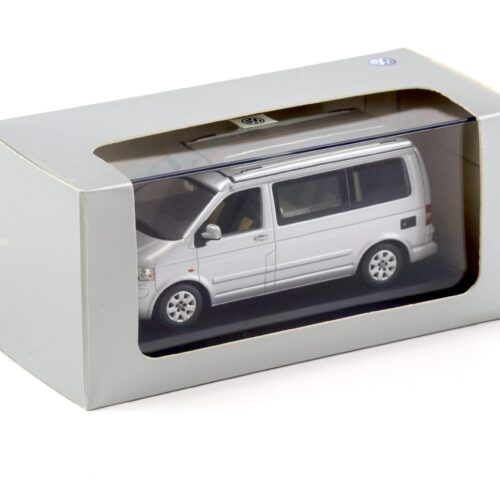 1:43 Minichamps VW T5 California silver metallic DEALER VERSION