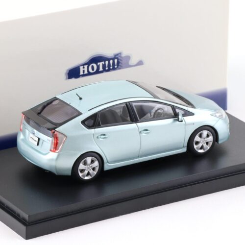 1:43 Ebbro Toyota Prius frosty green metallic 2012