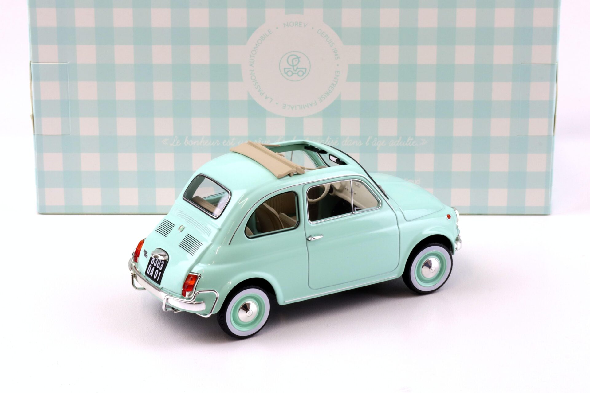 1:18 Norev Fiat 500 L 1968 Pastel blue Special box