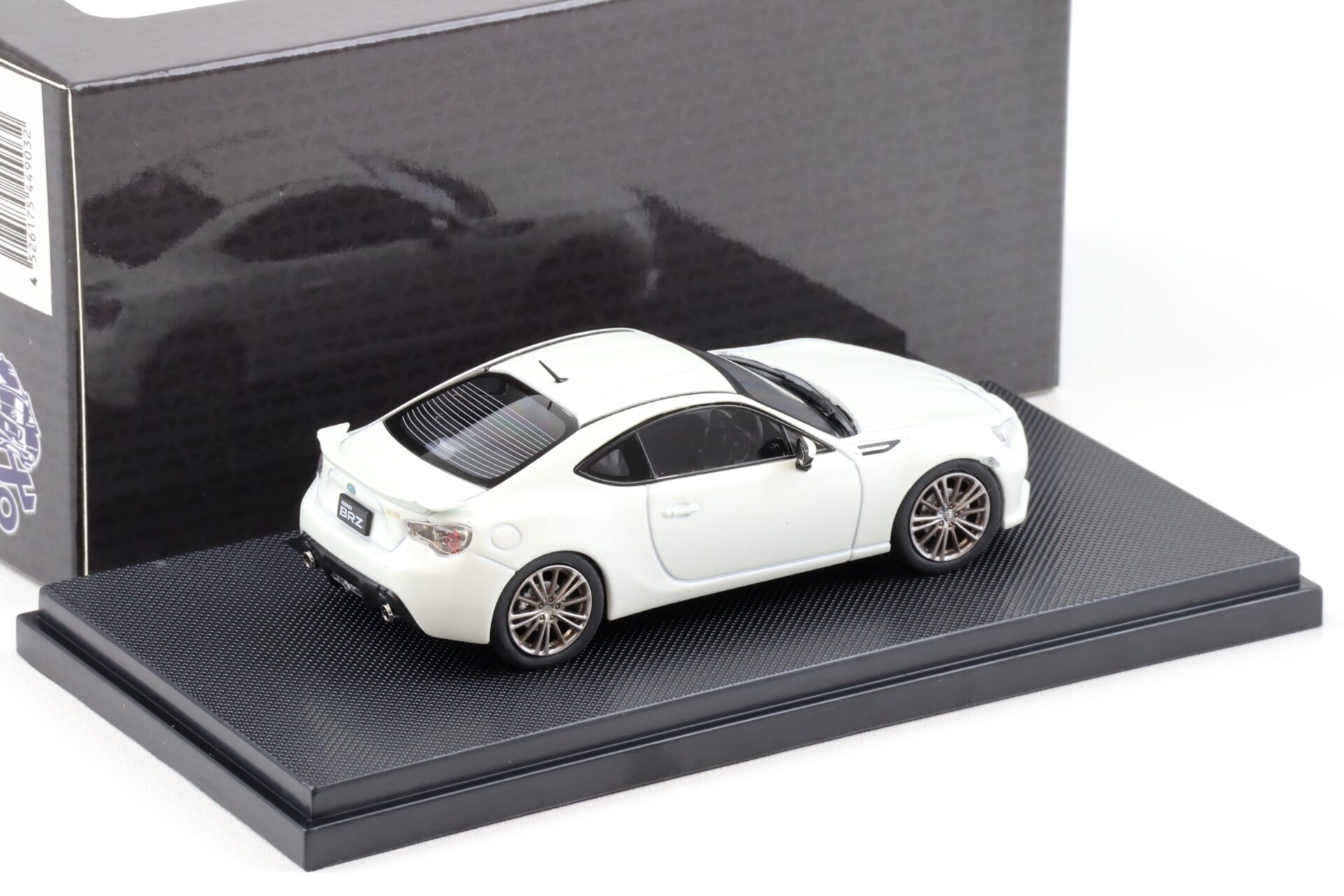 1:43 Ebbro Subaru BRZ Coupe Tokyo Motor Show 2011 matt white