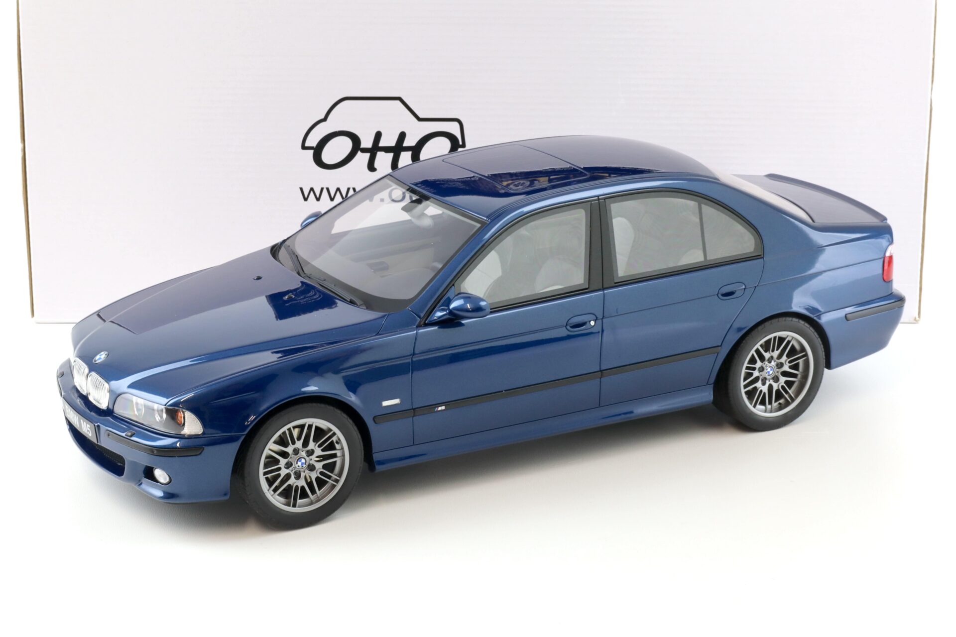 ID 94913 orig.jpg 1:12 OTTO mobile G073 BMW M5 E39 Limousine Avus blue 1998