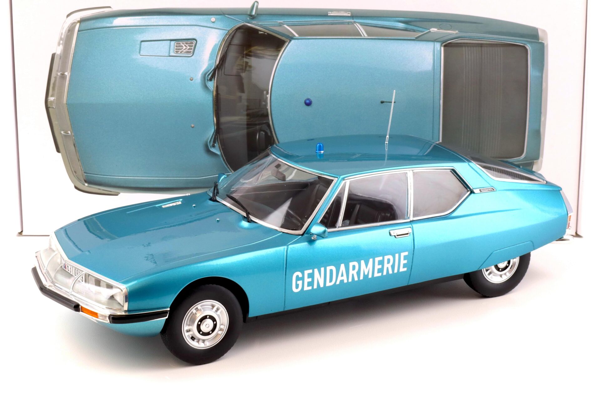 1:12 Norev Citroen SM Gendarmerie 1973 blue metallic 121703