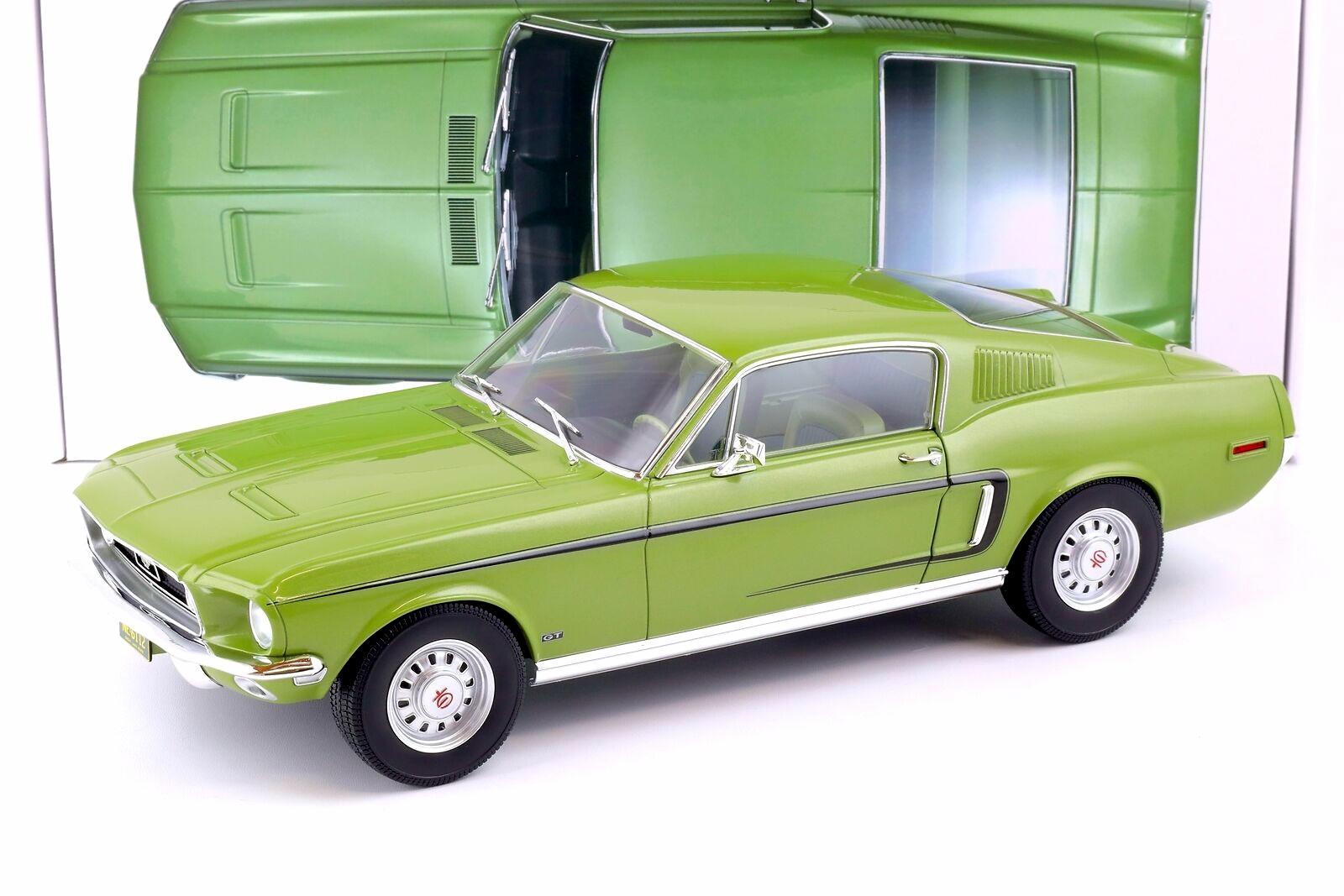 ID 95345 orig.jpg 1:12 Norev Ford Mustang Fastback GT Coupe 1968 light green metallic 122704
