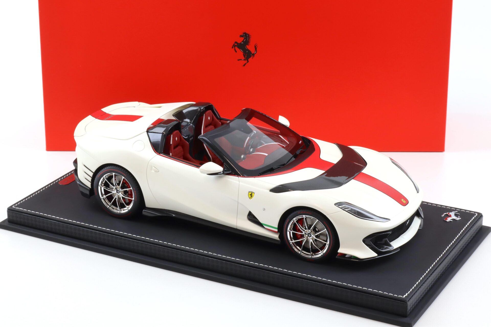 1:18 BBR Ferrari 812 Competizione A Aperta Bianco Italia matt - Limited 70 pcs.