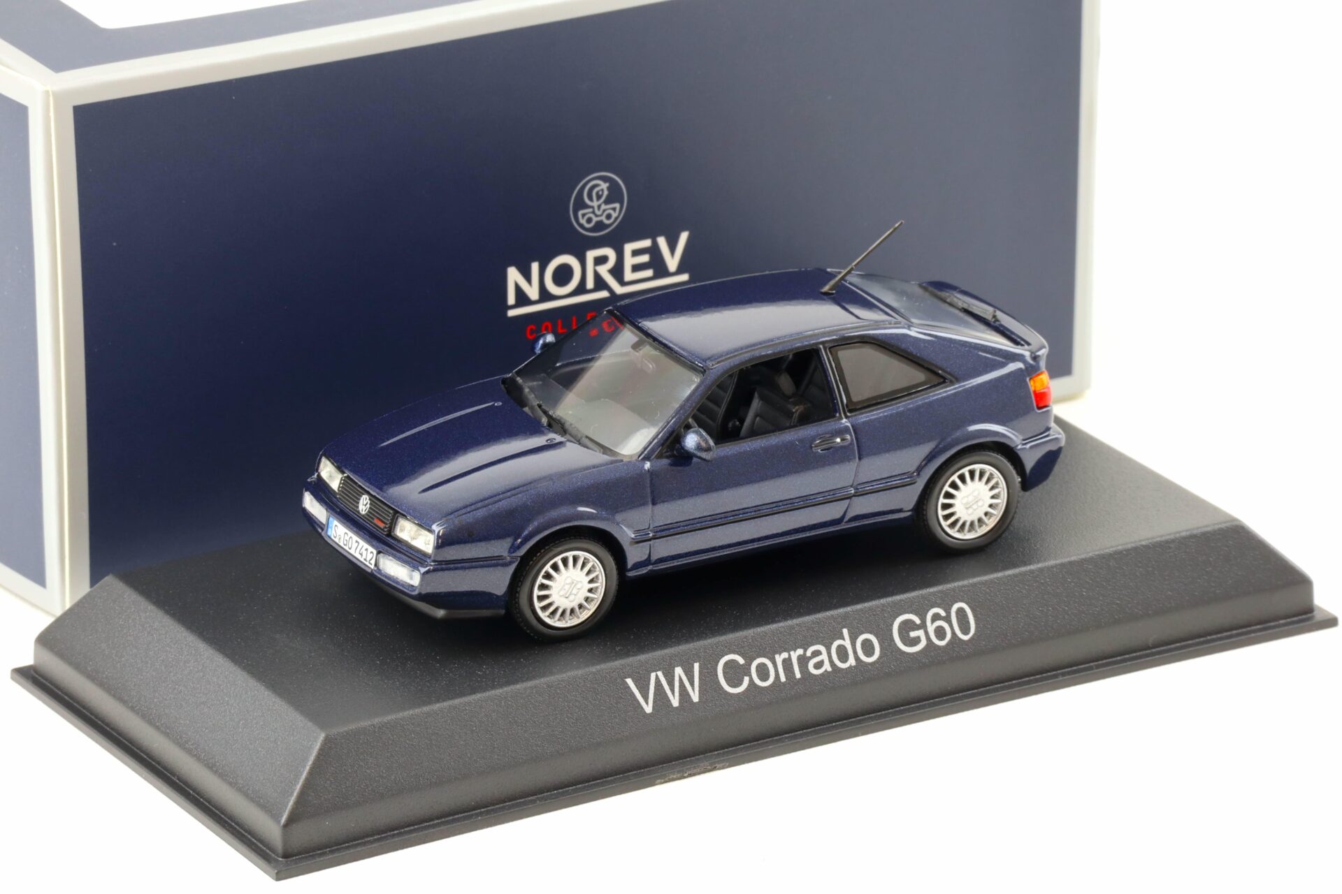 ID 96605 orig.jpg 1:43 Norev VW Corrado G60 1990 blue metallic 840142