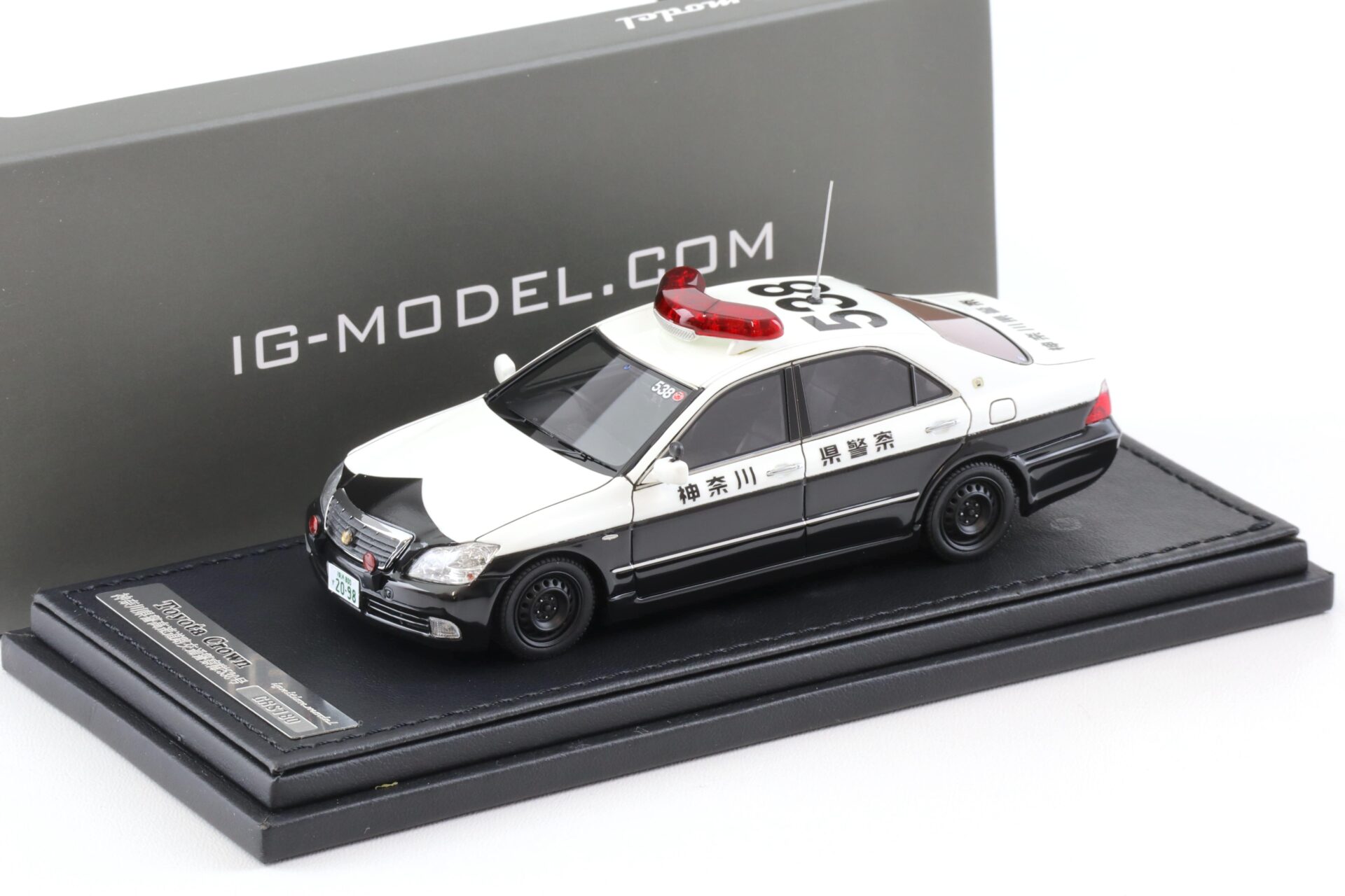 1:43 Ignition Model IG2098 Toyota Crown (GRS180) Kanagawa Traffic Police #538