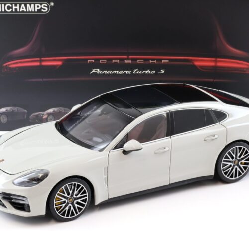 1:18 Minichamps Porsche Panamera Turbo S 2020 Chalk grey