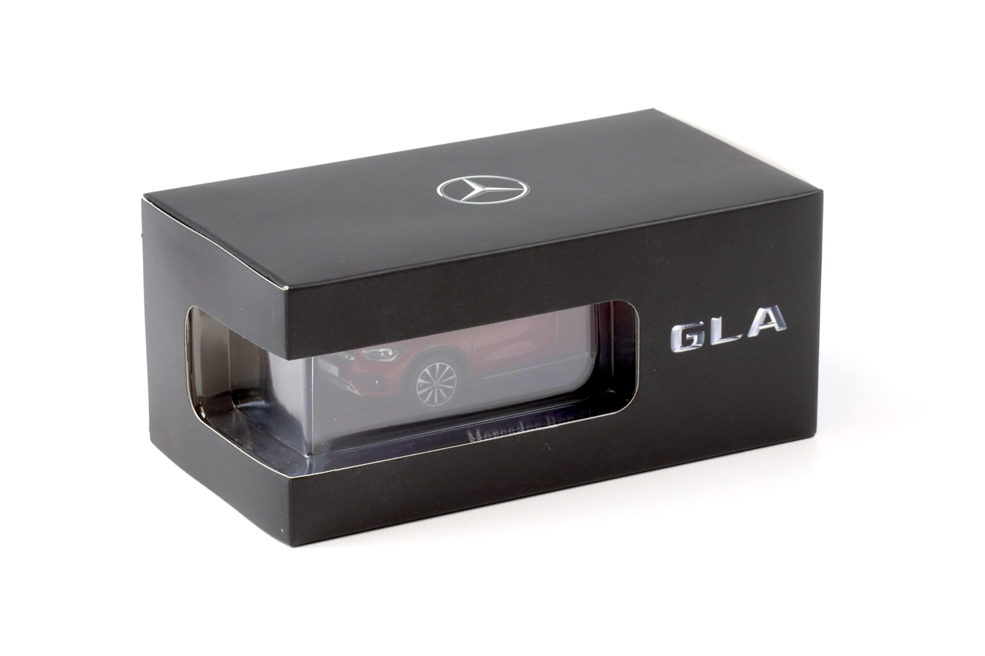 1:43 Spark Mercedes GLA H247 designo Patagonia red bright 2020 DEALER VERSION