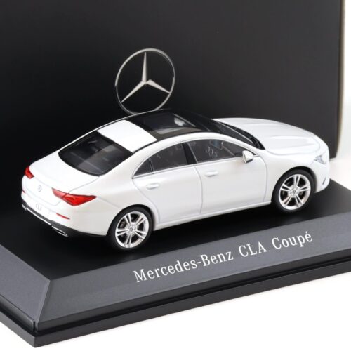1:43 Spark Mercedes CLA Coupe C118 digital white 2019 DEALER VERSION