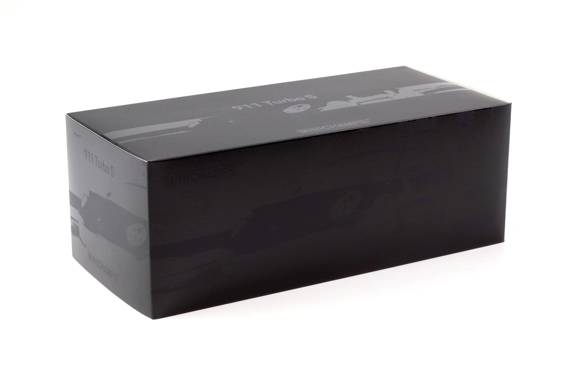 1:18 Minichamps Porsche 911 (992) Turbo S Coupe Sport Design 2021 red