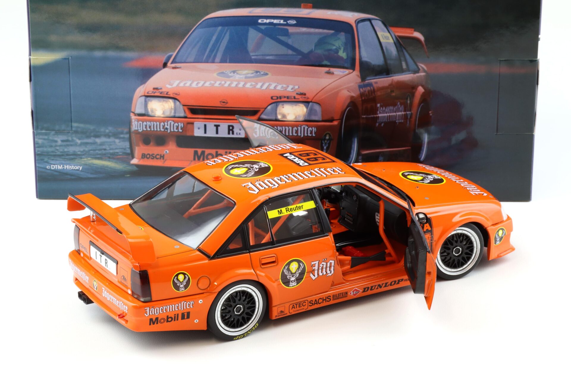 1:18 WERK83 Opel Omega EVO 500 DTM 1991 Jägermeister #99 Manuel Reuter