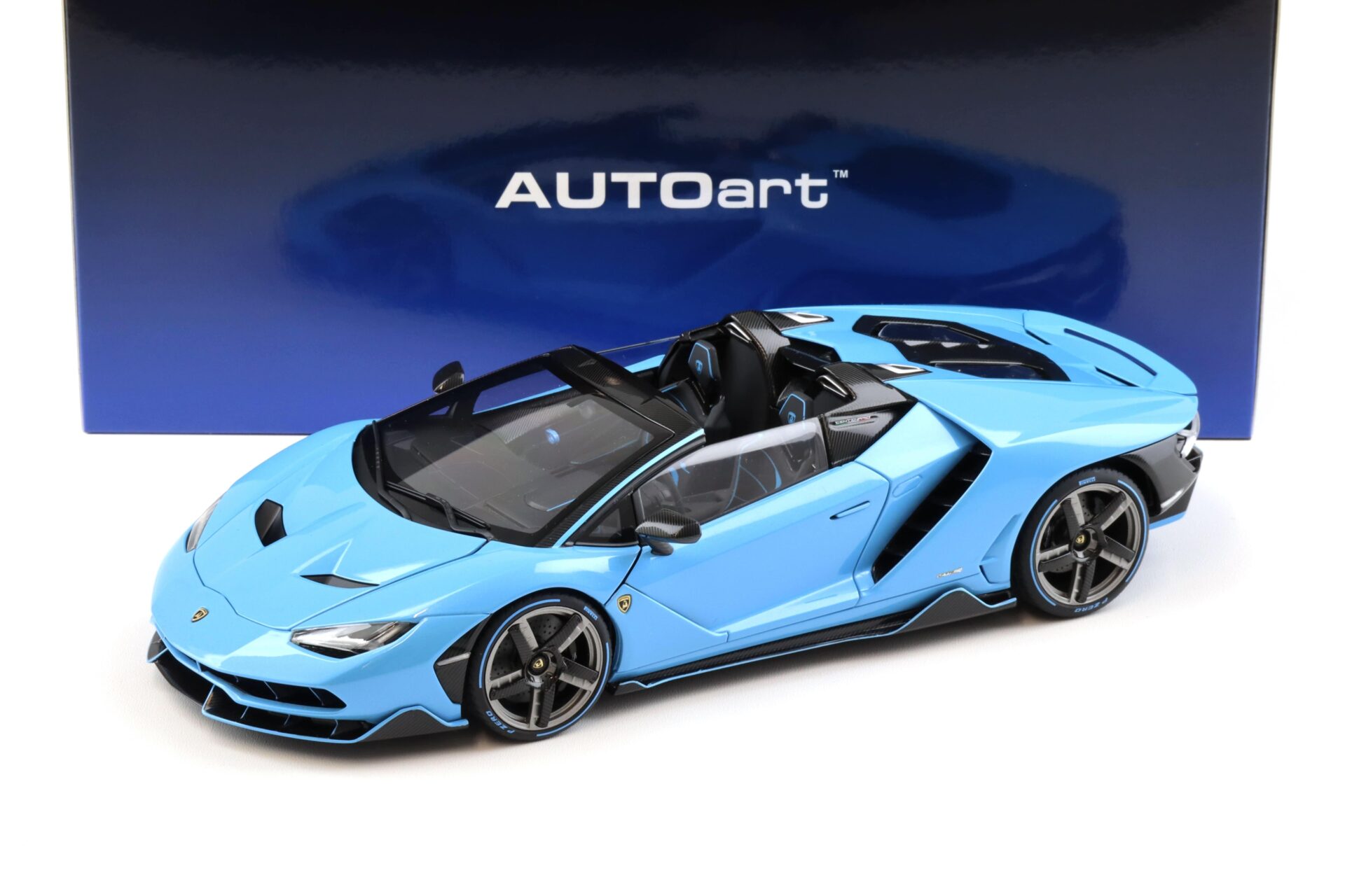 1:18 AUTOart Lamborghini Centenario Roadster Blu Cepheus/ pearl blue 79206