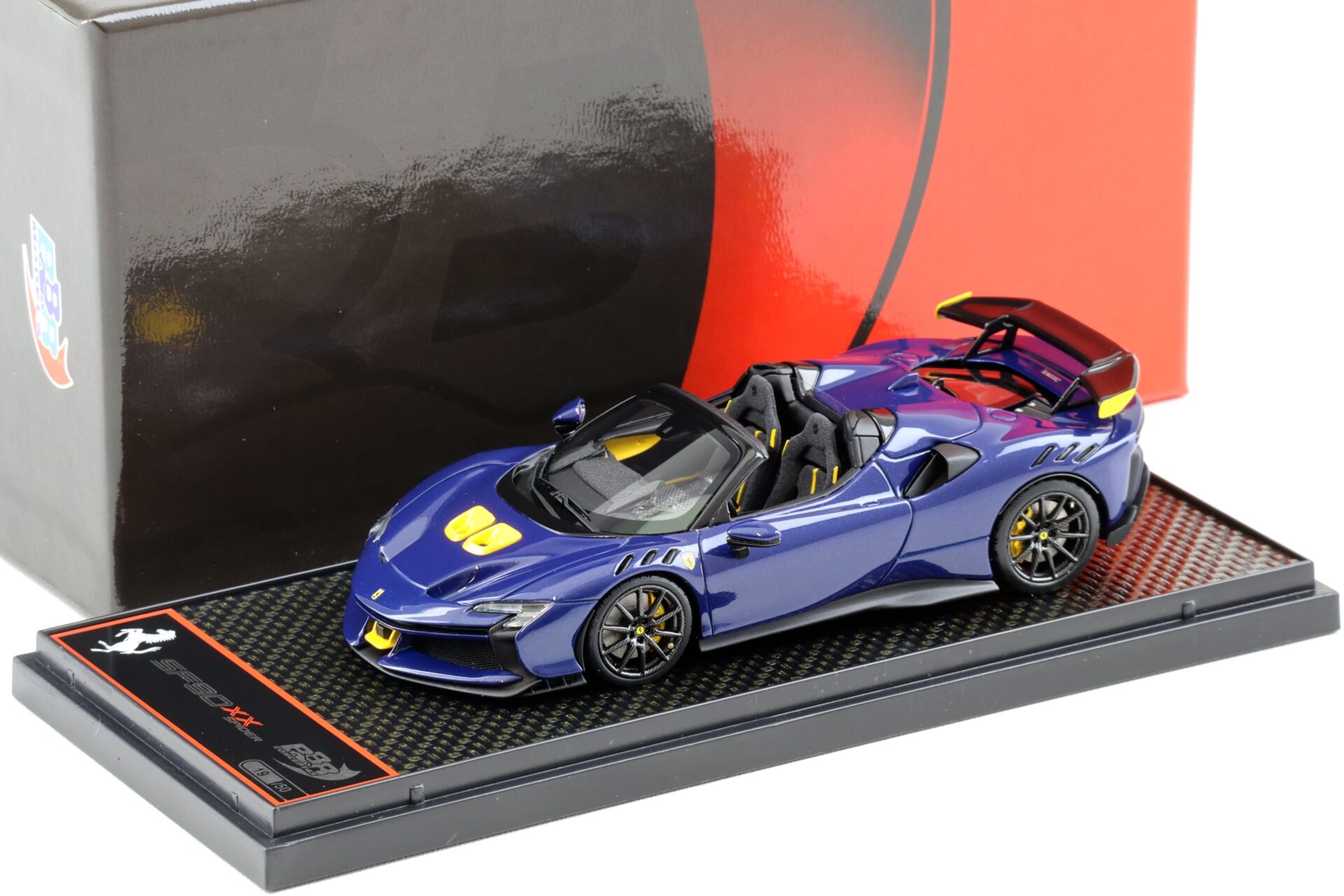 1:43 BBR Ferrari SF90 XX Spider Blue Elettrico/ carbon rims - Limited 50 pcs.