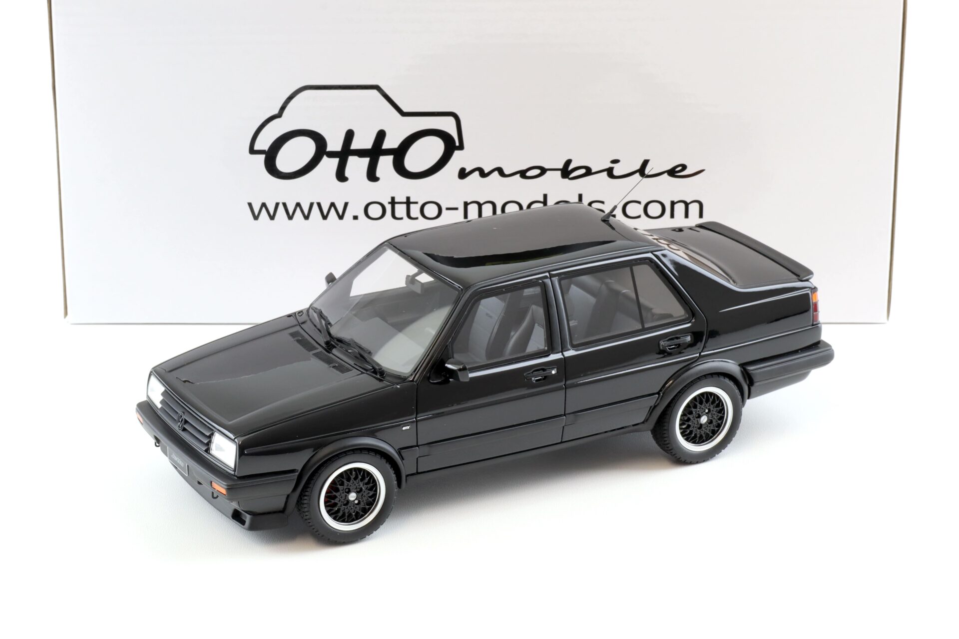 1:18 OTTO mobile OT1021 VW Jetta MK2 Sedan 1987 black