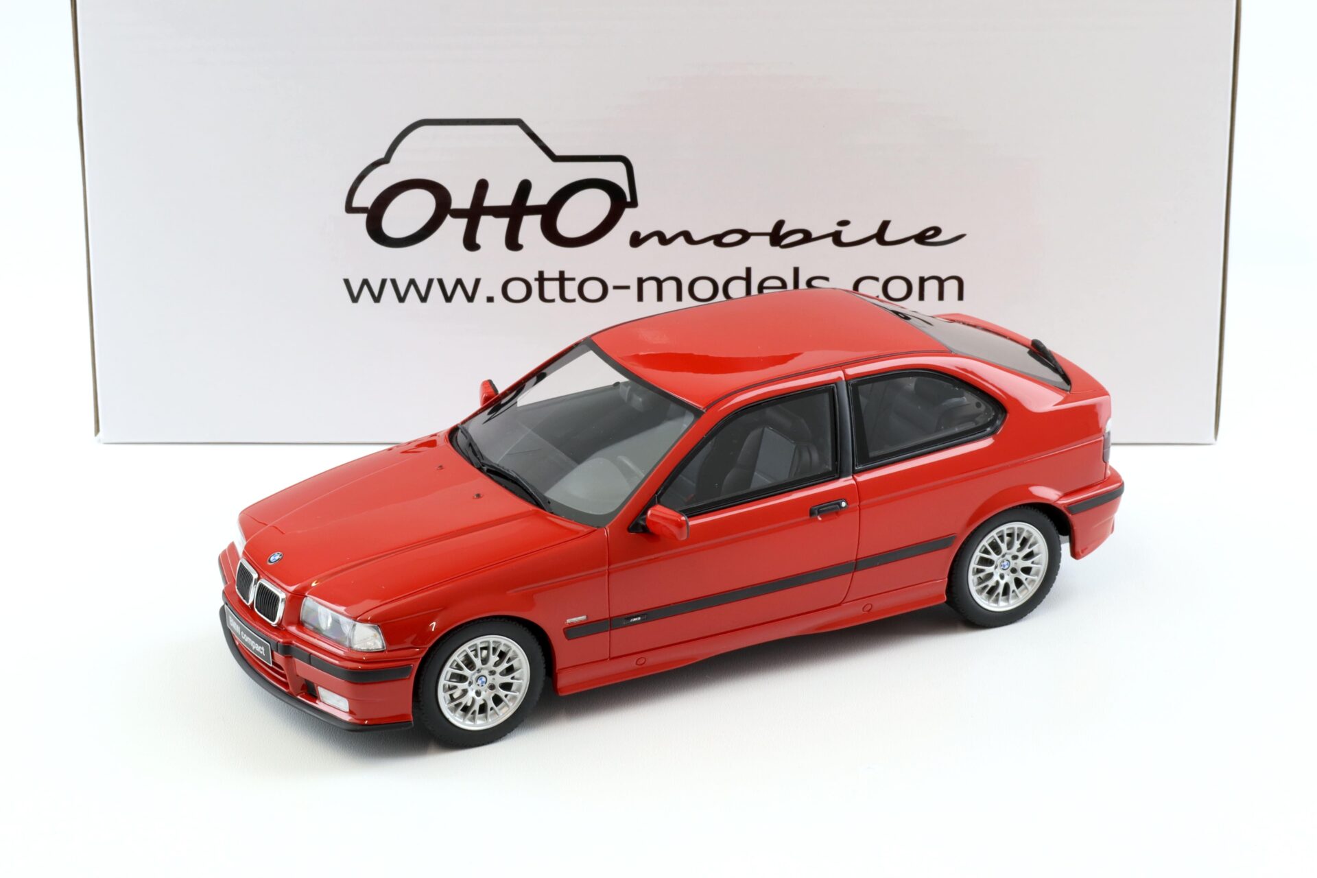 1:18 OTTO mobile OT372 BMW 323ti Compact E36 M-Pack red 1998