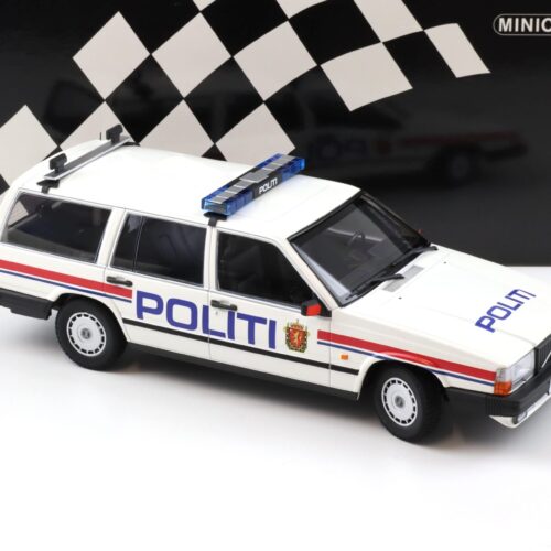 1:18 Minichamps Volvo 740 GL Break 1986 Politi Norway Polizei Police white