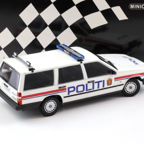 1:18 Minichamps Volvo 740 GL Break 1986 Politi Norway Polizei Police white