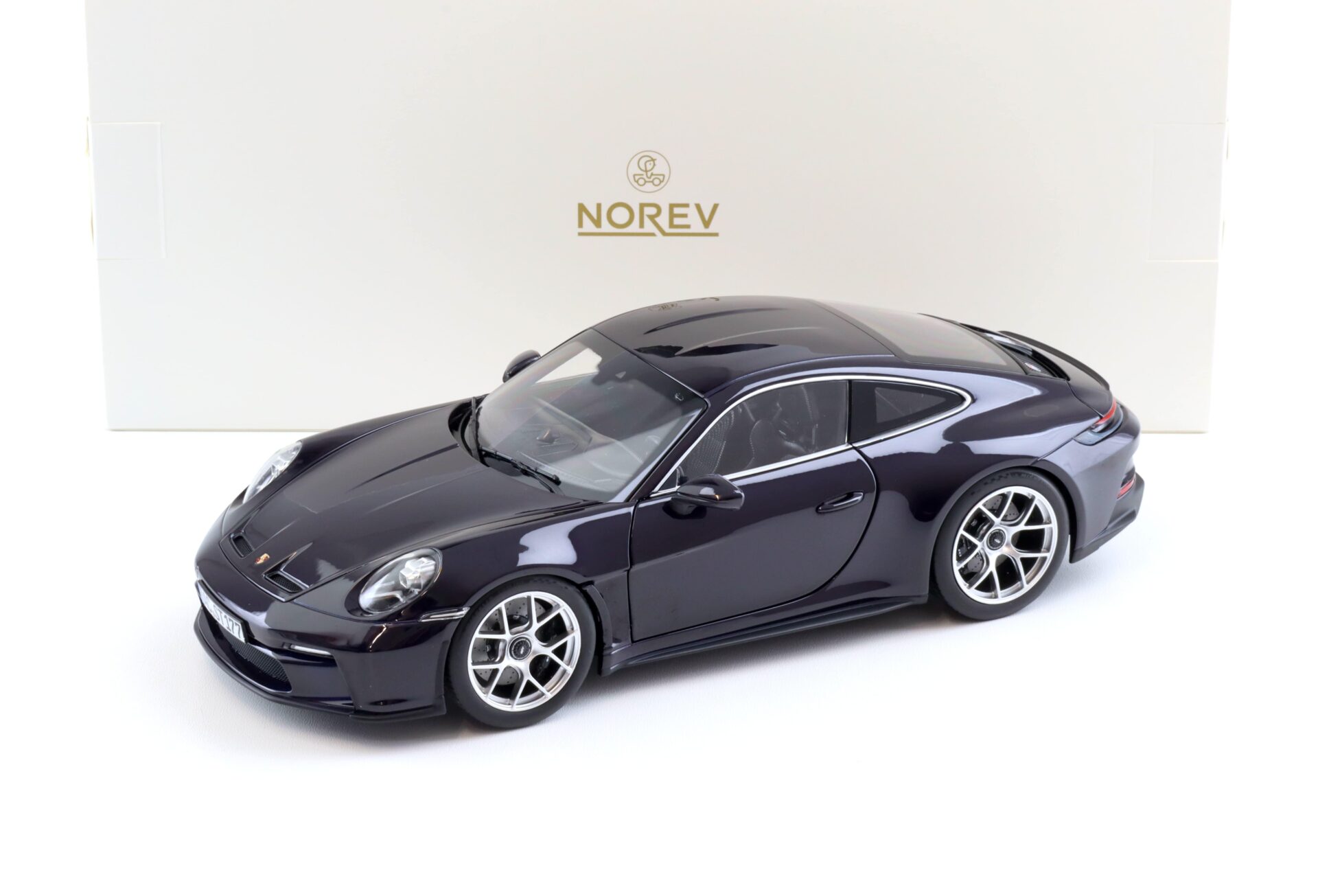 1:18 Norev Porsche 911 992 S/T Coupe 2023 PTS viola metallic - Limited 400 pcs.