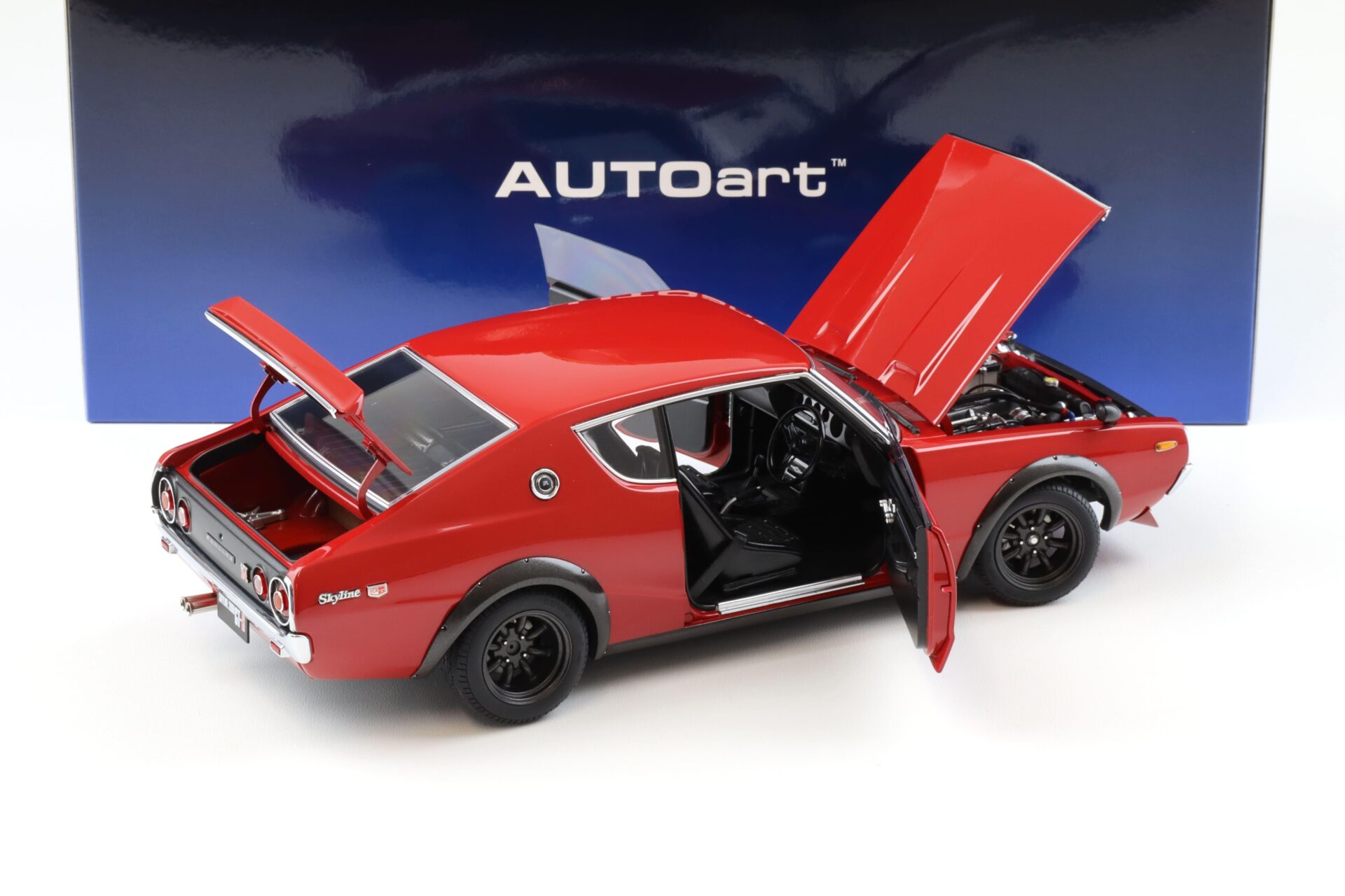 1:18 AUTOart Nissan Skyline 2000 GT-R (KPGC110) Tuned Version red 77467