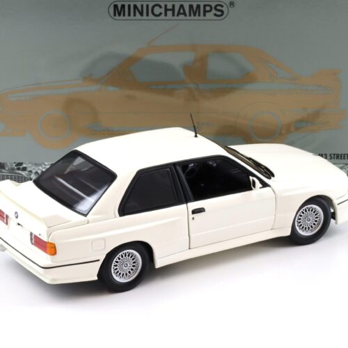 1:18 Minichamps BMW M3 E30 Street Coupe 1987 white