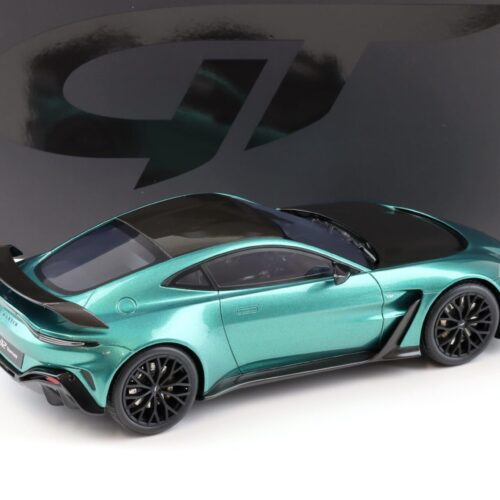 1:18 GT Spirit GT922 Aston Martin V12 Vantage Aston Martin Racing green 2023