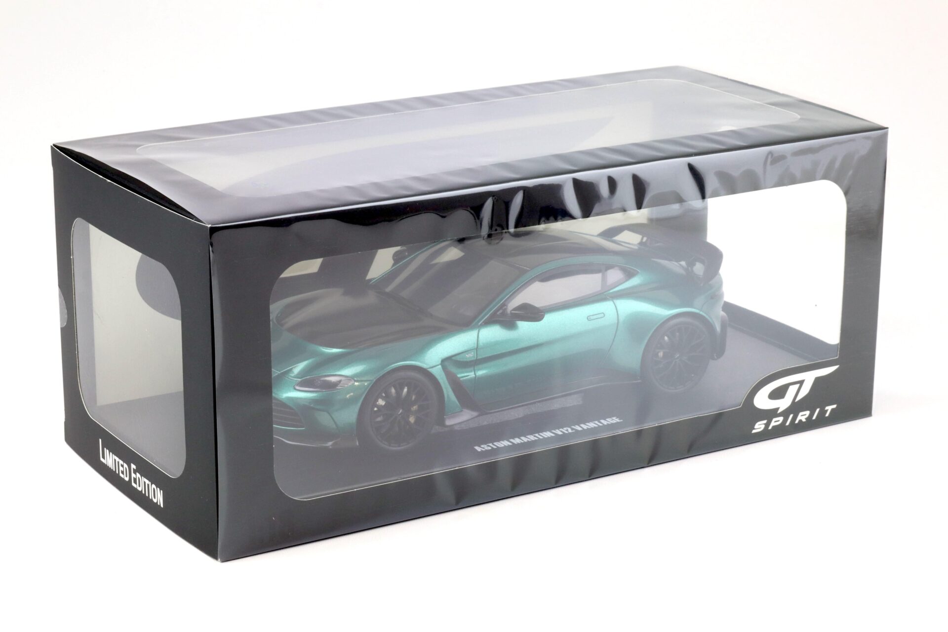 1:18 GT Spirit GT922 Aston Martin V12 Vantage Aston Martin Racing green 2023