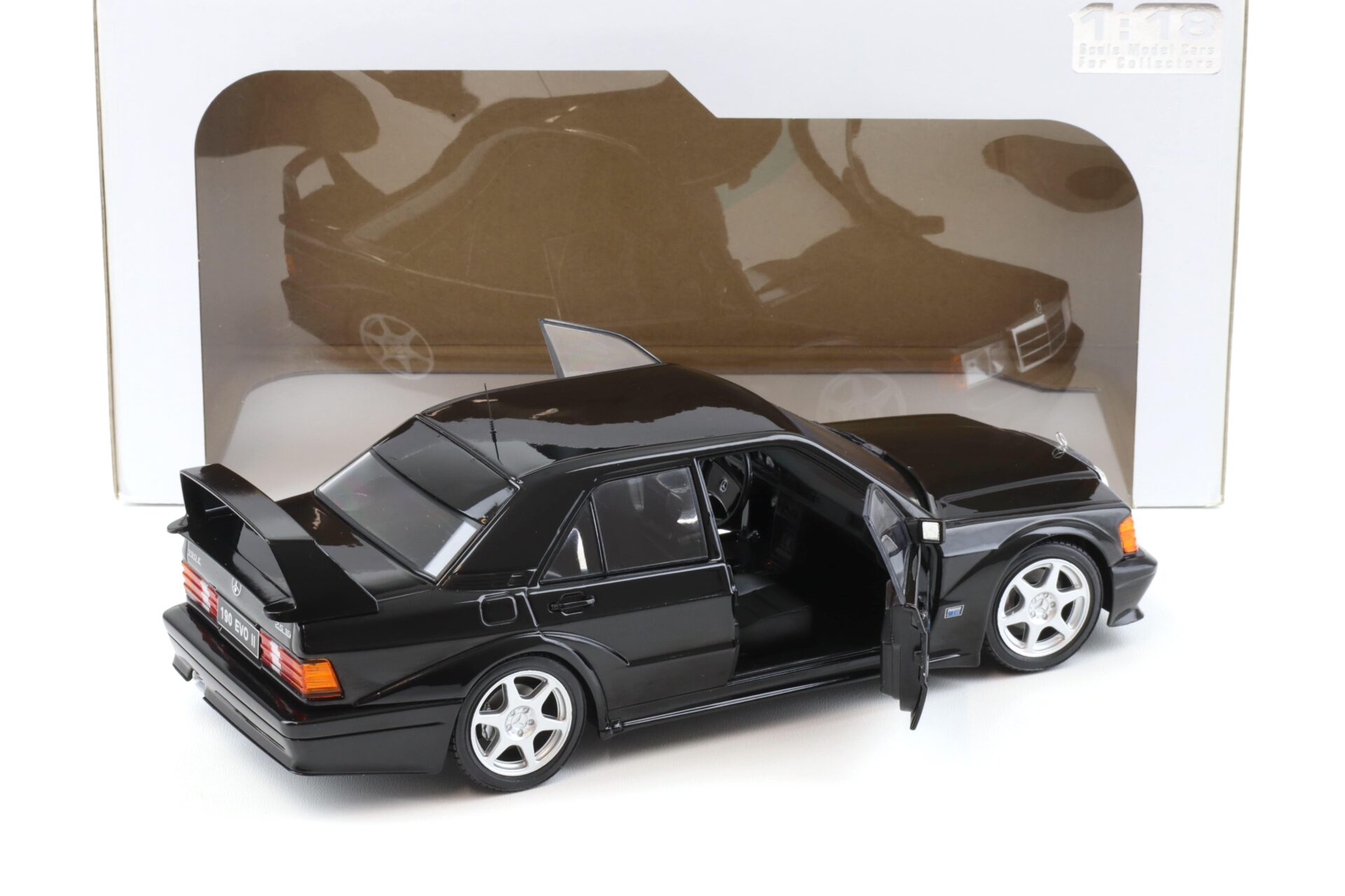 1:18 Solido Mercedes 190E 2.5-16 Evolution 2 black