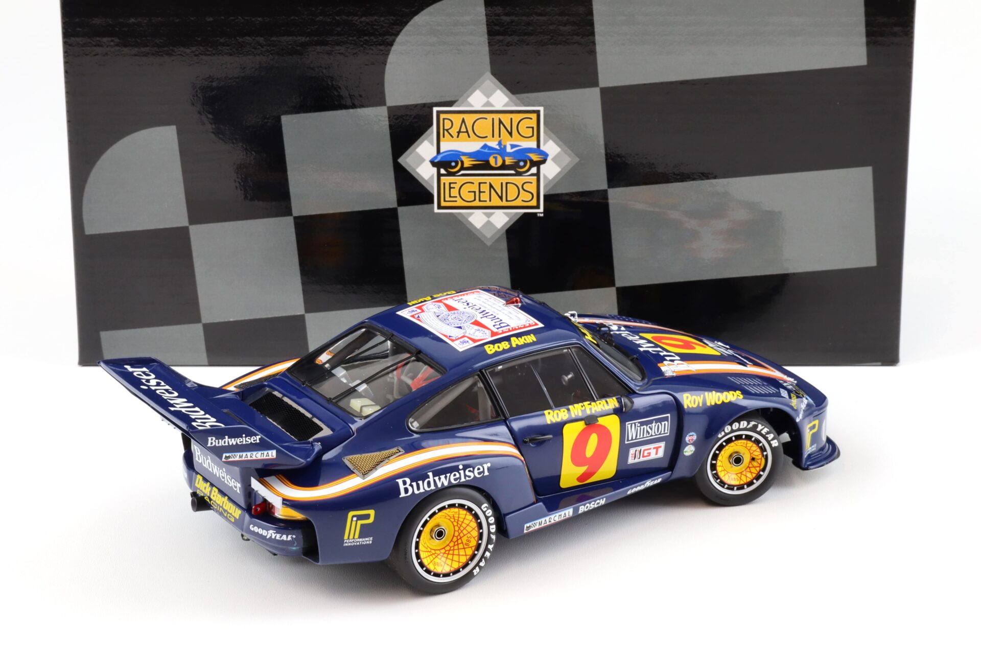 1:18 Exoto Porsche 935 Turbo 12h Winner Sebring 1979 Budweiser #9 RLG19104