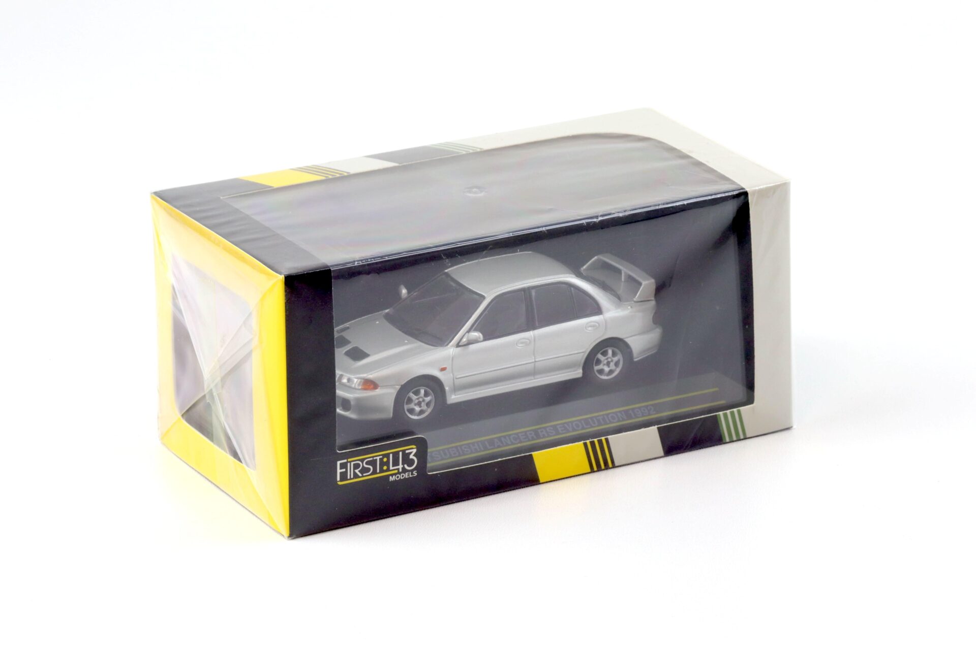 1:43 First43 Mitsubishi Lancer RS Evolution 1992 silver metallic