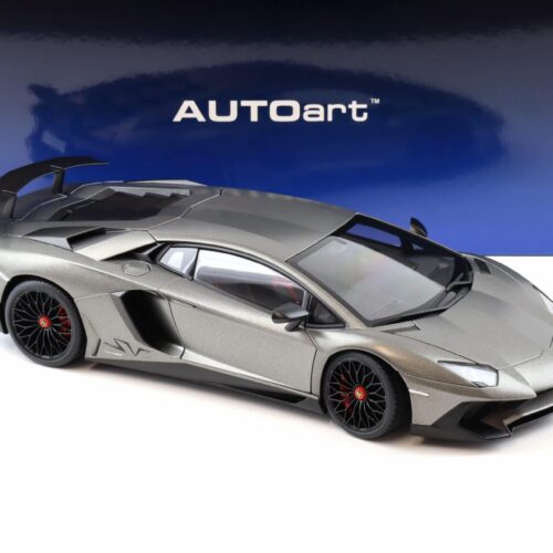 1:18 AUTOart Lamborghini Aventador LP750-4 SV Grigio Titans/ matt grey