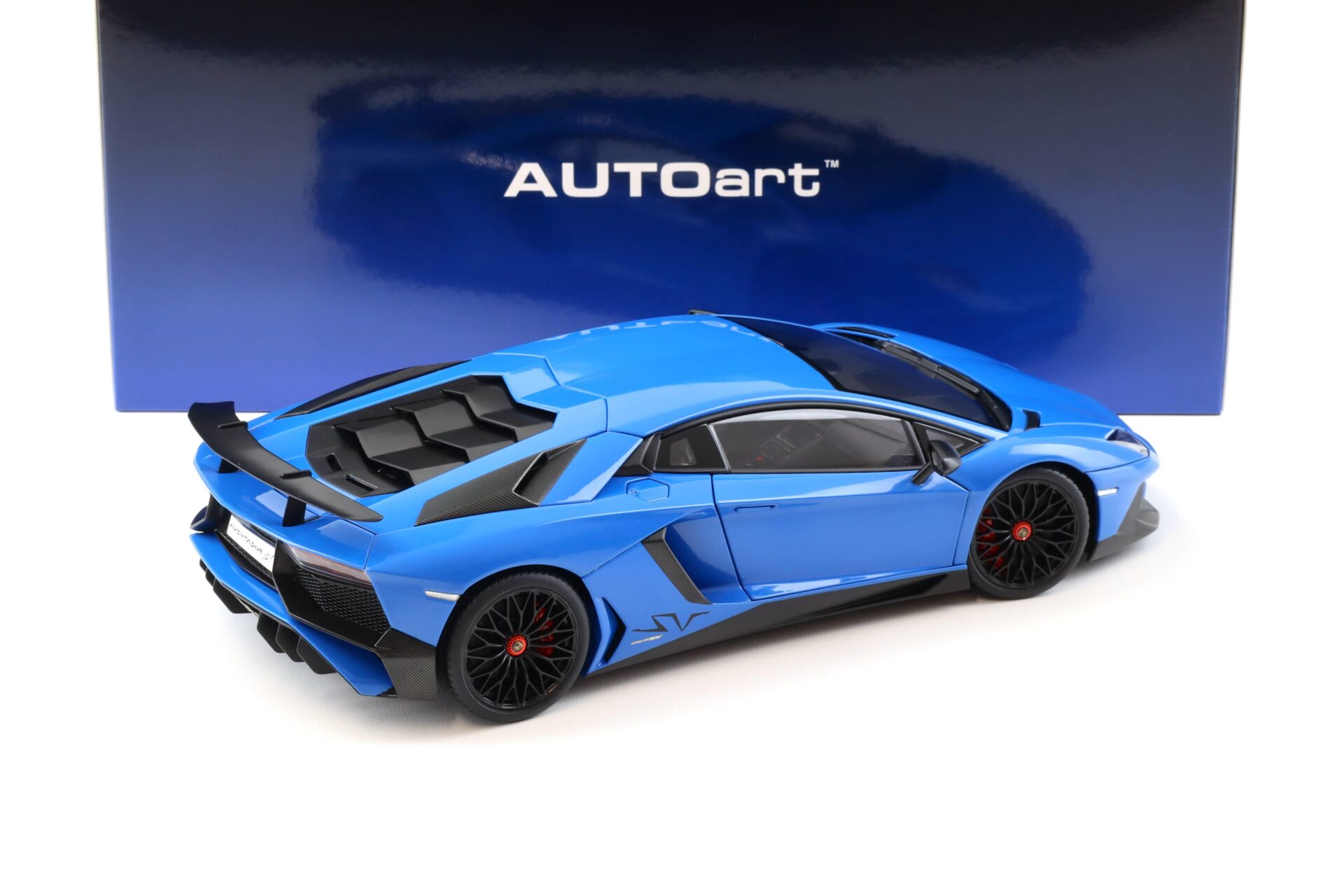 1:18 AUTOart Lamborghini Aventador LP750-4 SV Blu LeMans/ blue