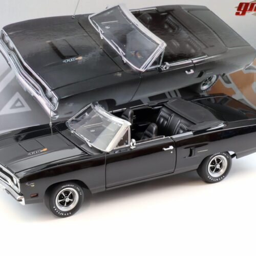 1:18 GMP 1970 Plymouth Road Runner Convertible 440+6 black/ black