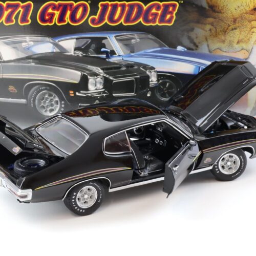 1:18 GMP 1971 Pontiac GTO JUDGE Coupe black G1801220